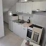 Apartment Dora