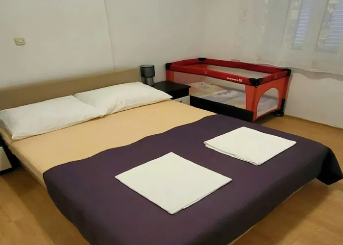 Apartment Dora